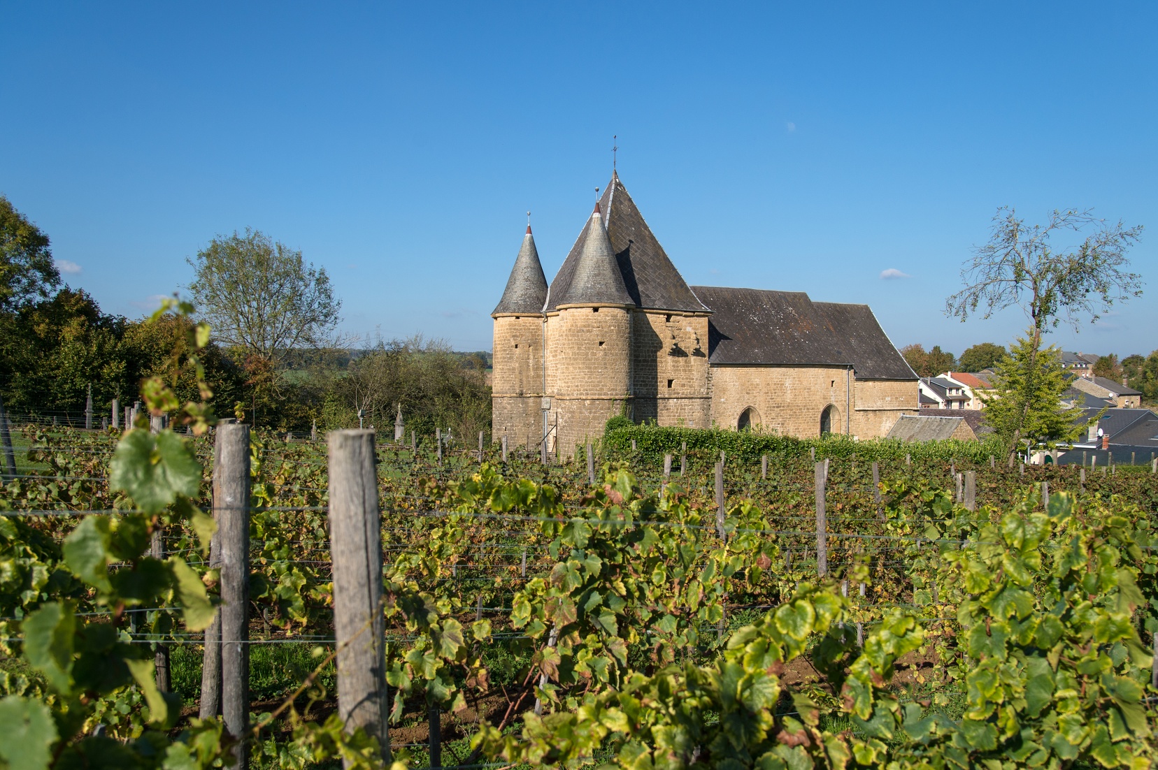 Eglise fortifiée de Servion