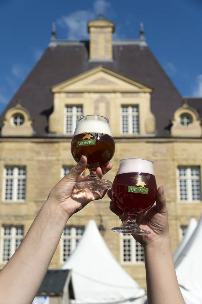 Fête de la bière à Charleville-Mézières dans les Ardennes - place Ducale
