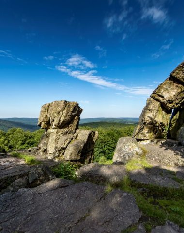 Le site légendaire de Roc la Tour à Monthermé dans les Ardennes