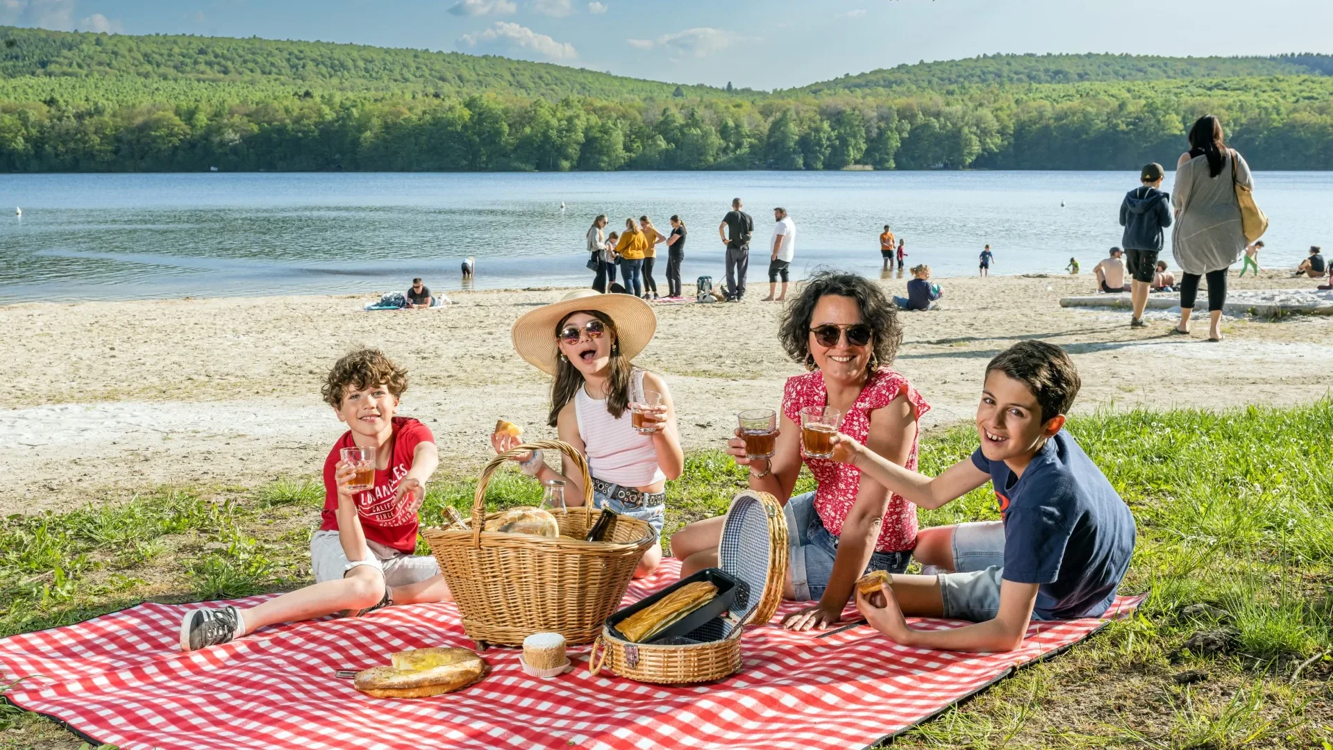 Picknick am Lac des Vieilles-Forges