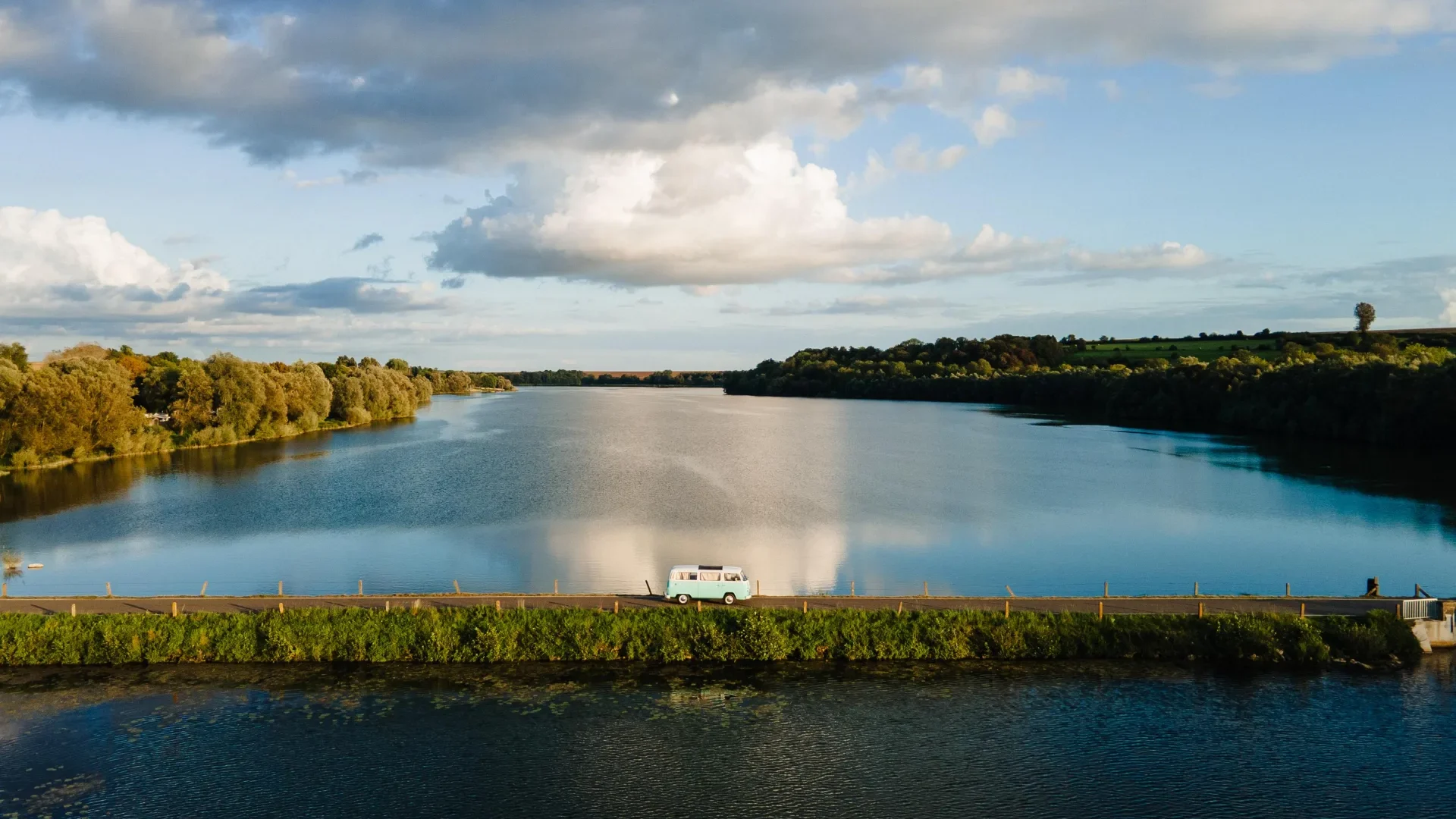 Lac de Bairon dans les Ardennes